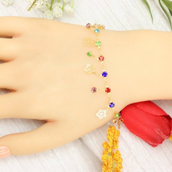 "Trendy Handmade Bracelet – A Thoughtful Gift for Girls & Women | UNVRC1203 - Picture 6 of 10